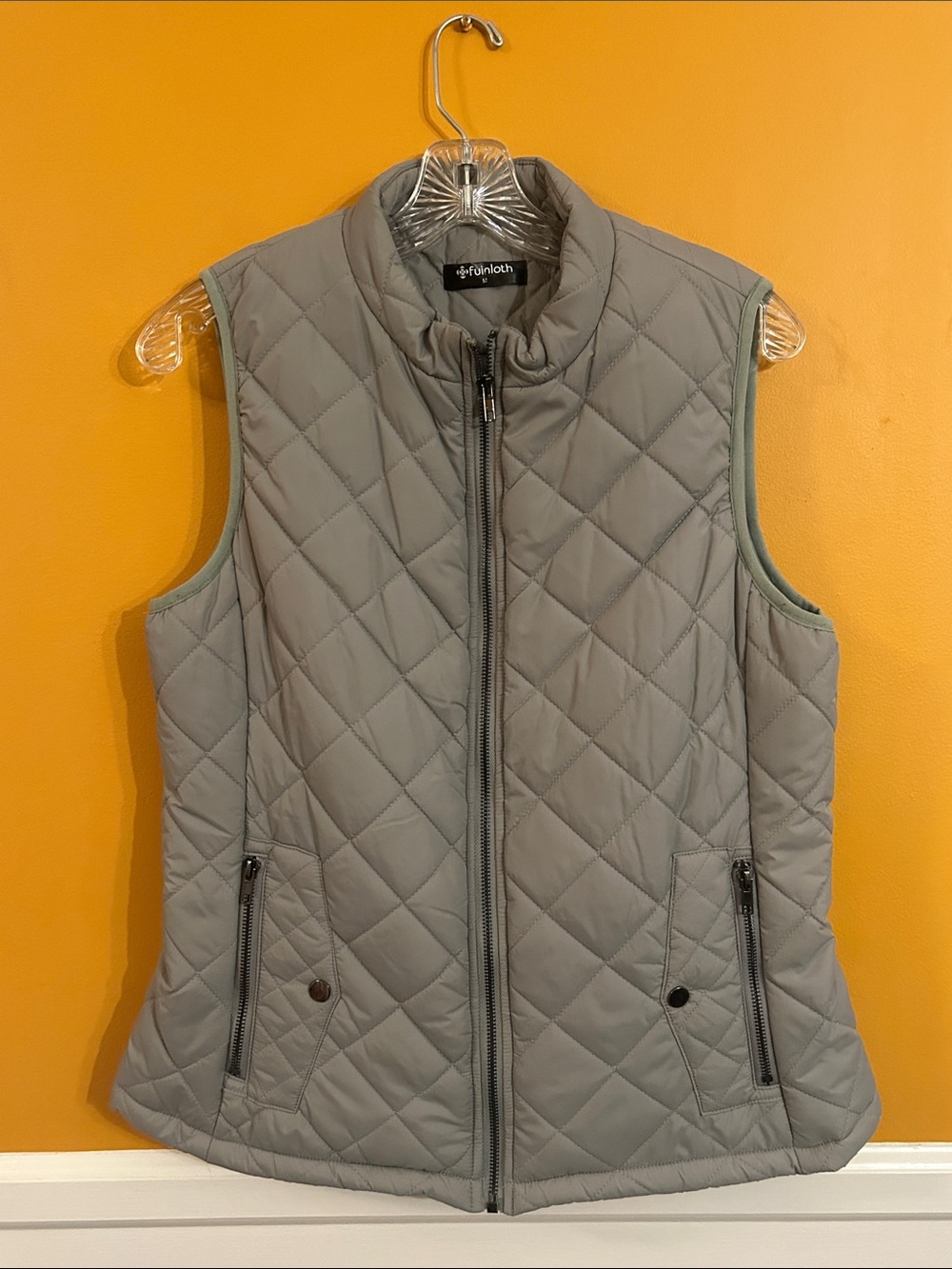 Gray Quilted Puffer Vest - Full Zip